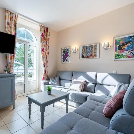 Apartment Francia-2 By Interhome